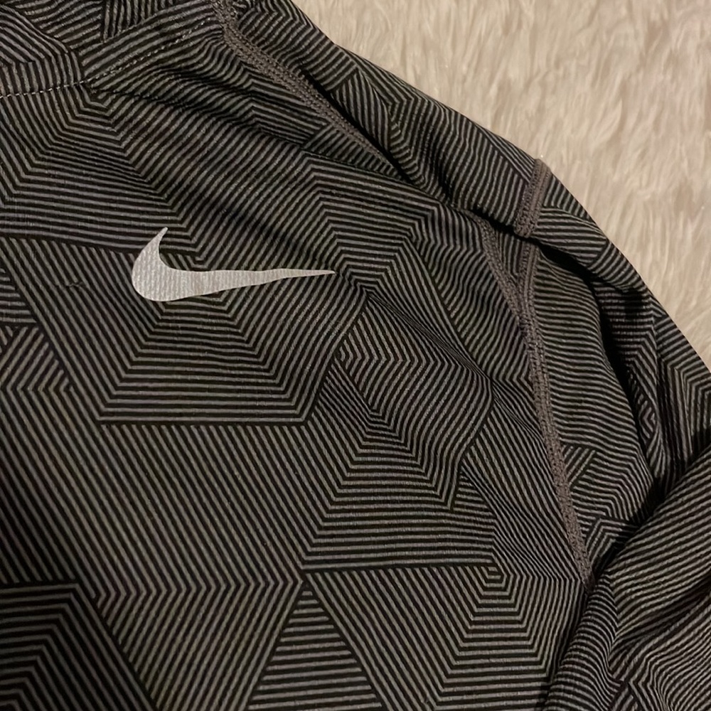 Nike Pullover - image 4